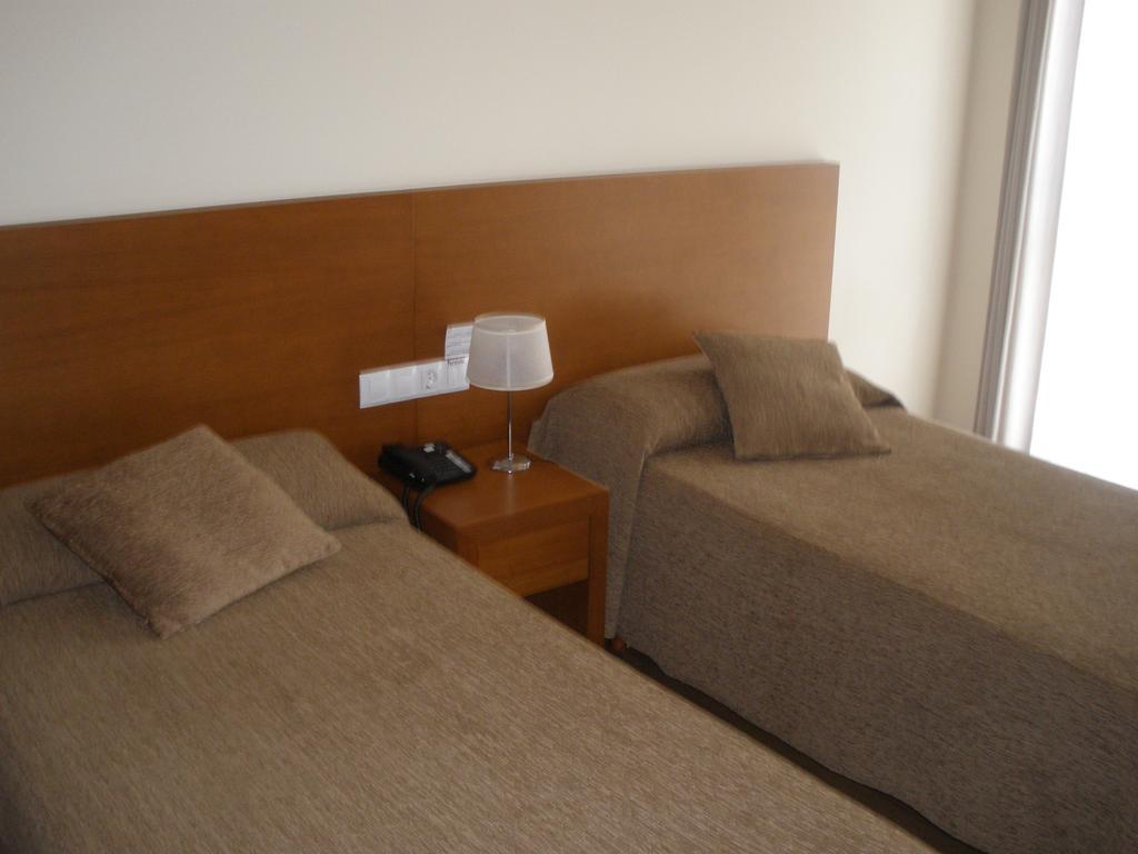 Pension Residencial Platas オ・ペドロウソ エクステリア 写真