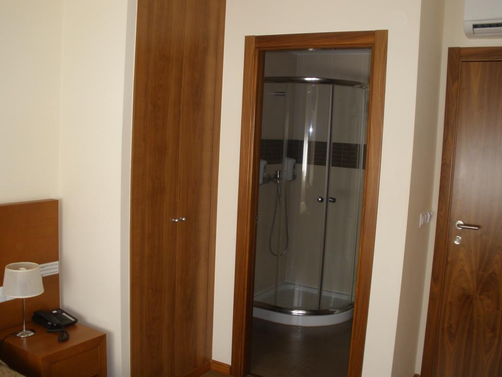 Pension Residencial Platas オ・ペドロウソ エクステリア 写真